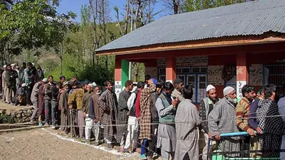 jansatta editorial  जम्मू कश्मीर में लोकसभा चुनाव में लोगों का बढ़ चढ़ कर भाग लेना लोकतंत्र के लिए सराहनीय