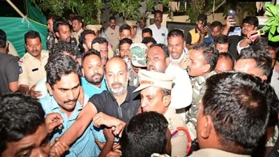 तेलंगाना भाजपा के अध्यक्ष बंदी संजय को पुलिस ने देर रात घर से उठाया  जेपी नड्डा ने किया पार्टी प्रमुख को कॉल