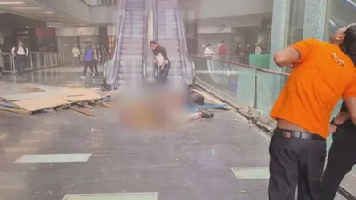ग्रेटर नोएडा में ग्रिल गिरने से दो लोगों की मौत  ब्लू सफायर मॉल की घटना