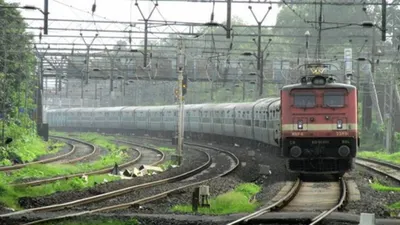 holi 2024  रेलवे ने कर दिया होली पर घर जाने का इंतजाम  नई स्पेशल ट्रेनों में मिल सकता है कन्फर्म टिकट  चेक करें लिस्ट