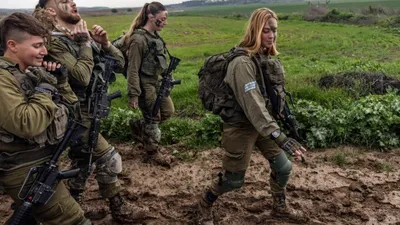 इजरायल की 42000 महिलाओं ने मांगा गन परमिट  आखिर क्यों पड़ रही बंदूक की जरूरत 