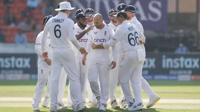 ind vs eng  राजकोट टेस्ट से पहले इंग्लैंड को बड़ा झटका  हैदराबाद में चोटिल हुआ स्पिनर पूरी सीरीज से बाहर