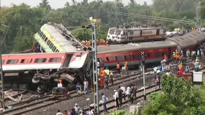 odisha train accident  हादसे के हर पहलू की बारीकी से जांच कर रही cbi  पड़ताल के लिए दूसरे दिन भी घटनास्थल पर पहुंची टीम